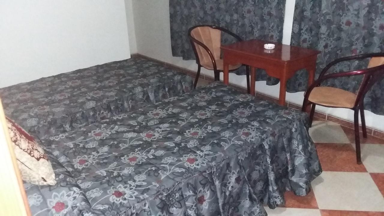 Motel Paris Dakar Selouane Kültér fotó