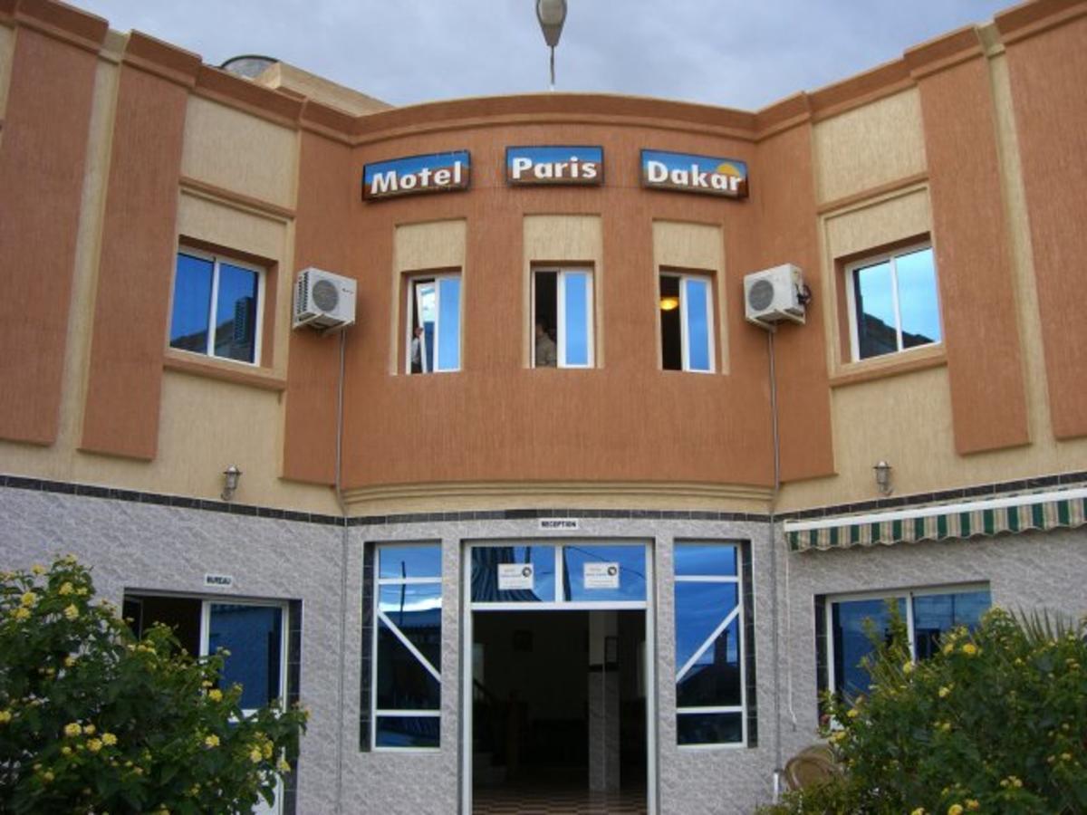 Motel Paris Dakar Selouane Kültér fotó