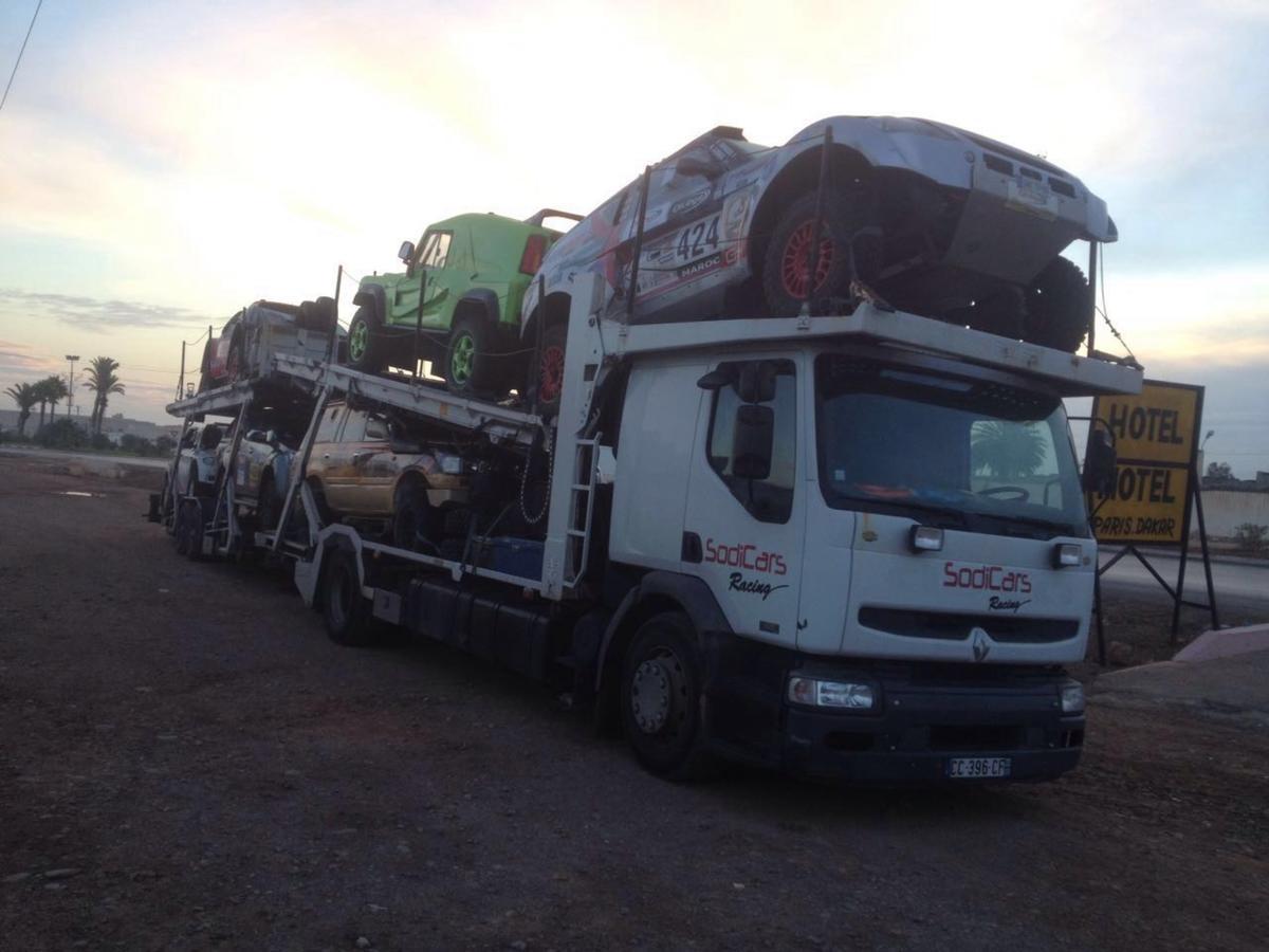Motel Paris Dakar Selouane Kültér fotó