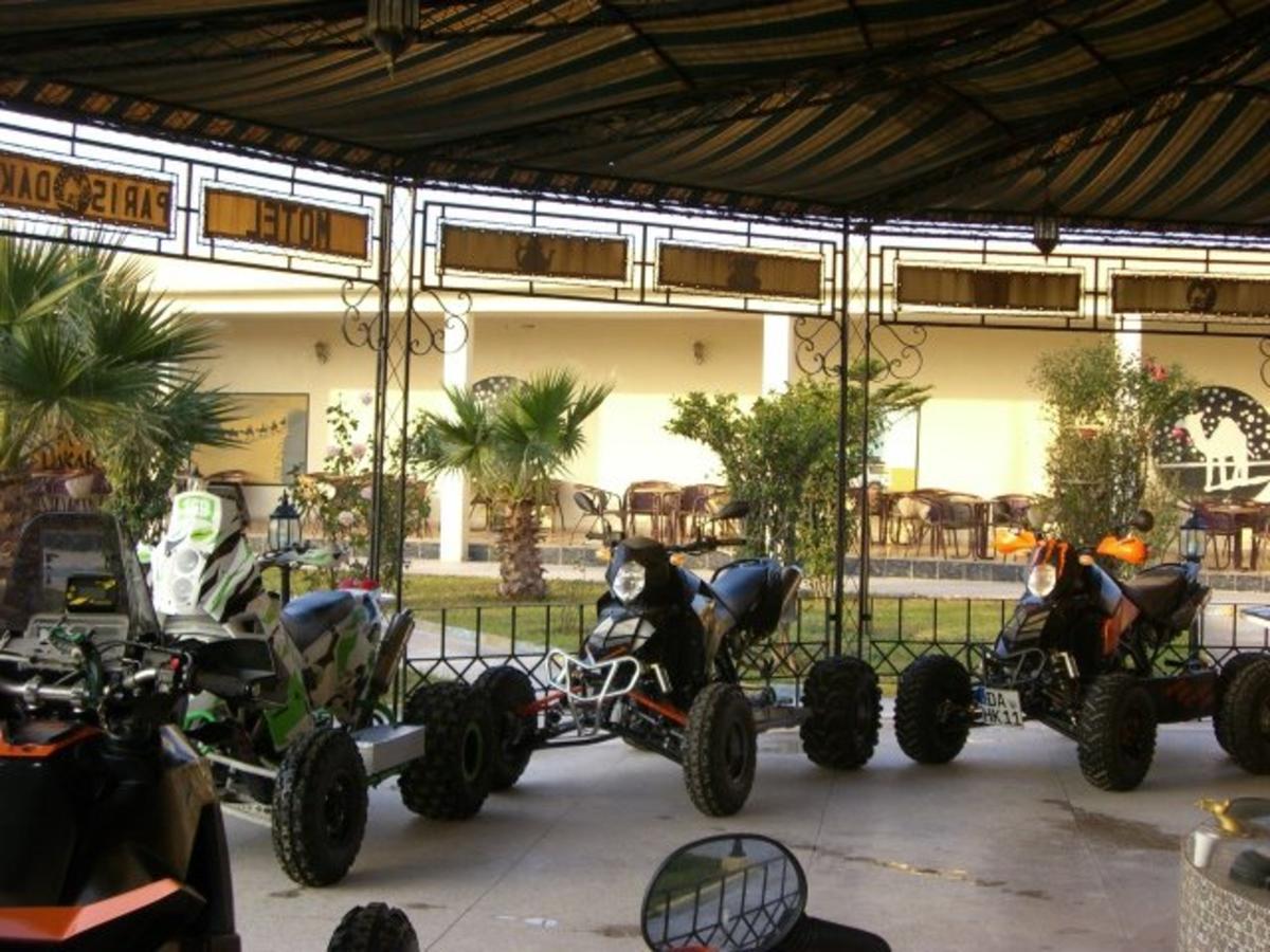 Motel Paris Dakar Selouane Kültér fotó
